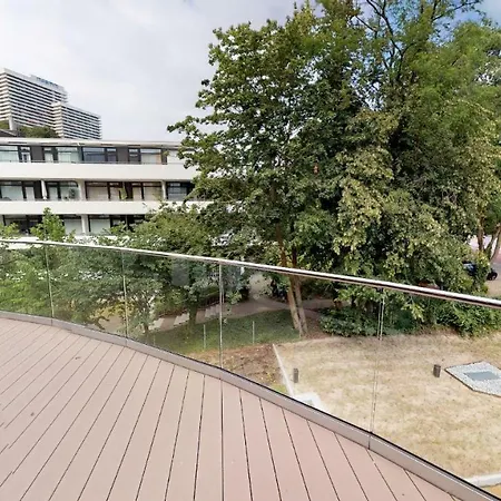 Апартаменты White Pearl 2.16 *